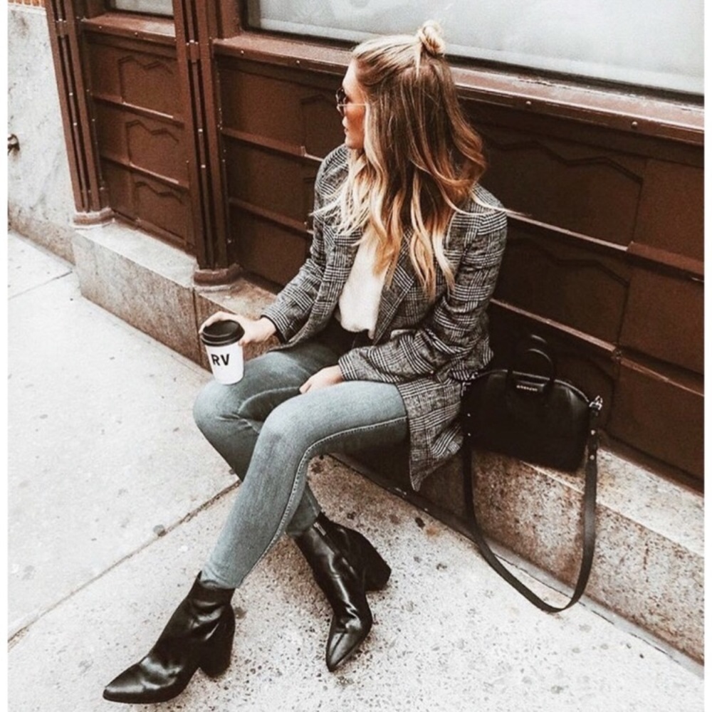 Frye Flynn Brown Zip Fall/Winter Ankle Booties - Picture 6 of 16